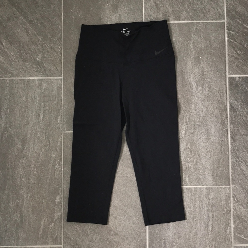 Nike very high wasted leggings L